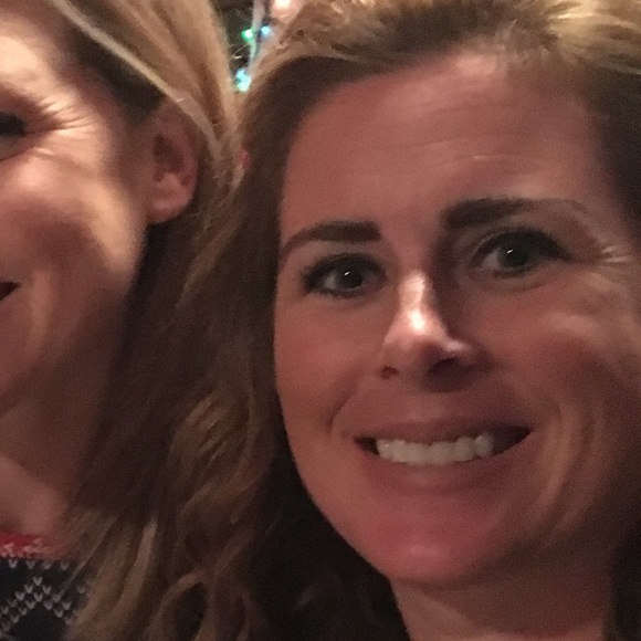 Meet your Posher, Jessica - Picture 1 of 1